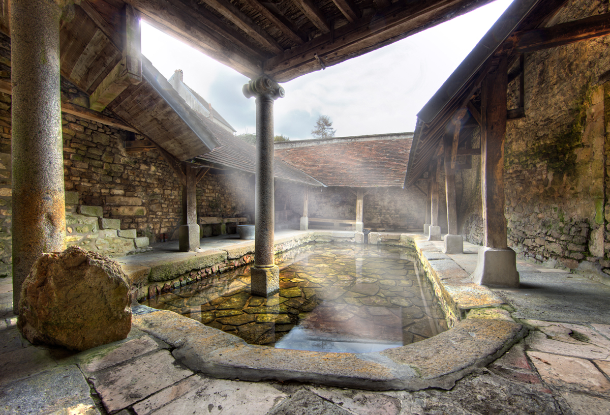 Vieux lavoir de Falaise, dans le quartier historique du Val d'Ante, au pied du château Guillaume-le-Conquérant