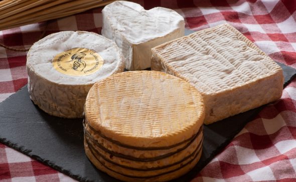 Déguster les fromages AOP de Normandie