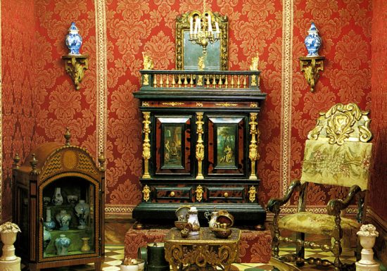 Musée du mobilier miniature