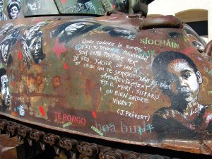 "War is Hell", obra de arte callejero de Jef Aerosol