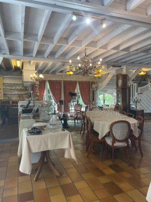 La Chaumière