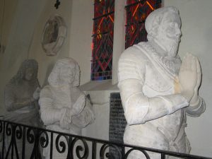 Église d’Aubigny et ses Orants